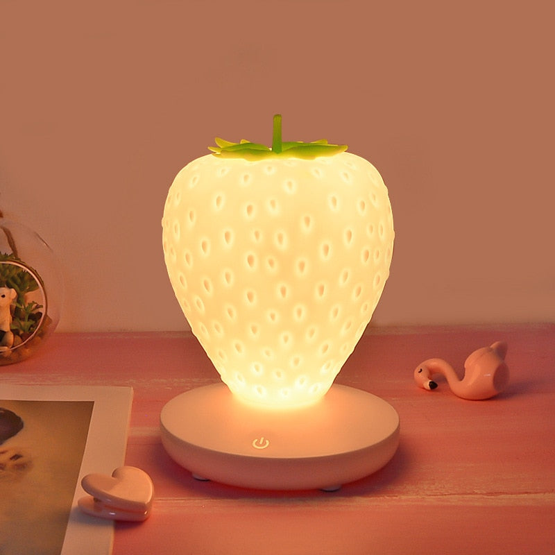 Strawberry shaped lamp